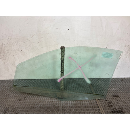 Vitre avant droit FIAT PUNTO 2
