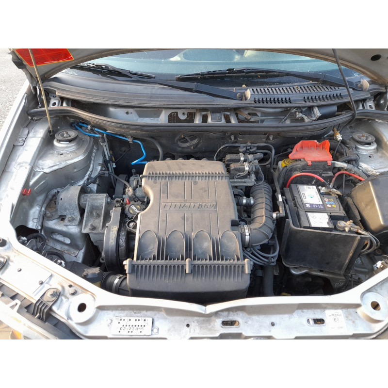 Vitre avant droit FIAT PUNTO 2 Photo n°19