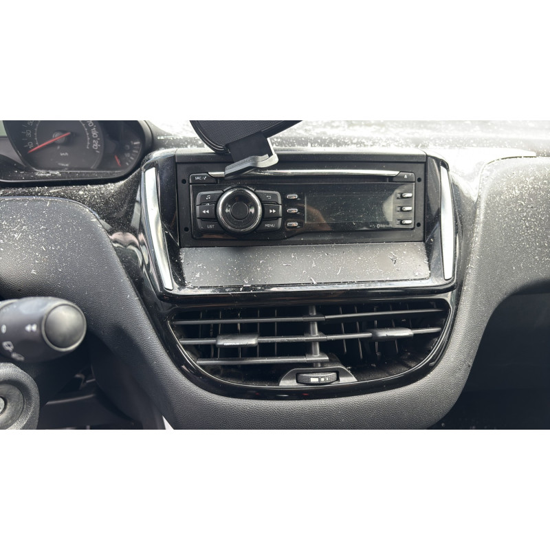 Boitier BSI PEUGEOT 208 1 Photo n°15
