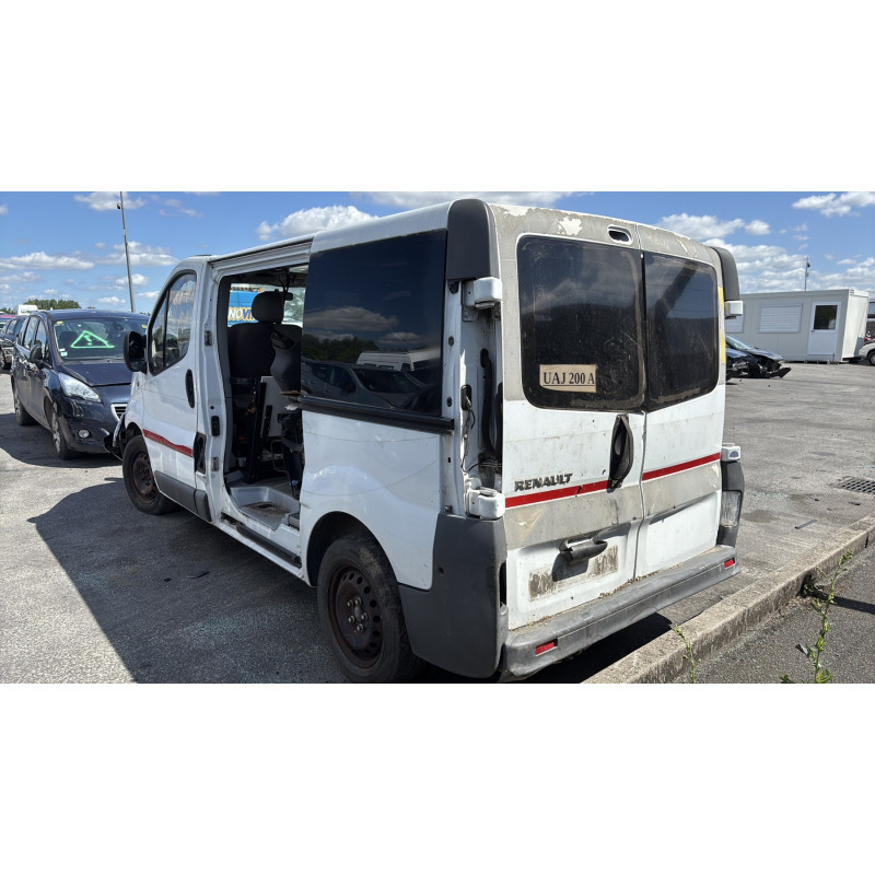 Poignee porte avant gauche RENAULT TRAFIC 2 Photo n°7