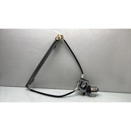 Leve vitre electrique avant droit RENAULT CLIO 2 Photo n°1