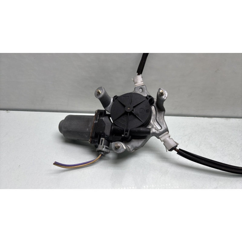 Leve vitre electrique avant droit RENAULT CLIO 2 Photo n°4