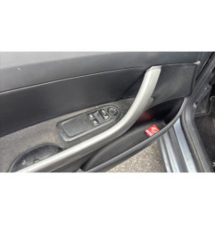 Serrure avant gauche PEUGEOT 308 1