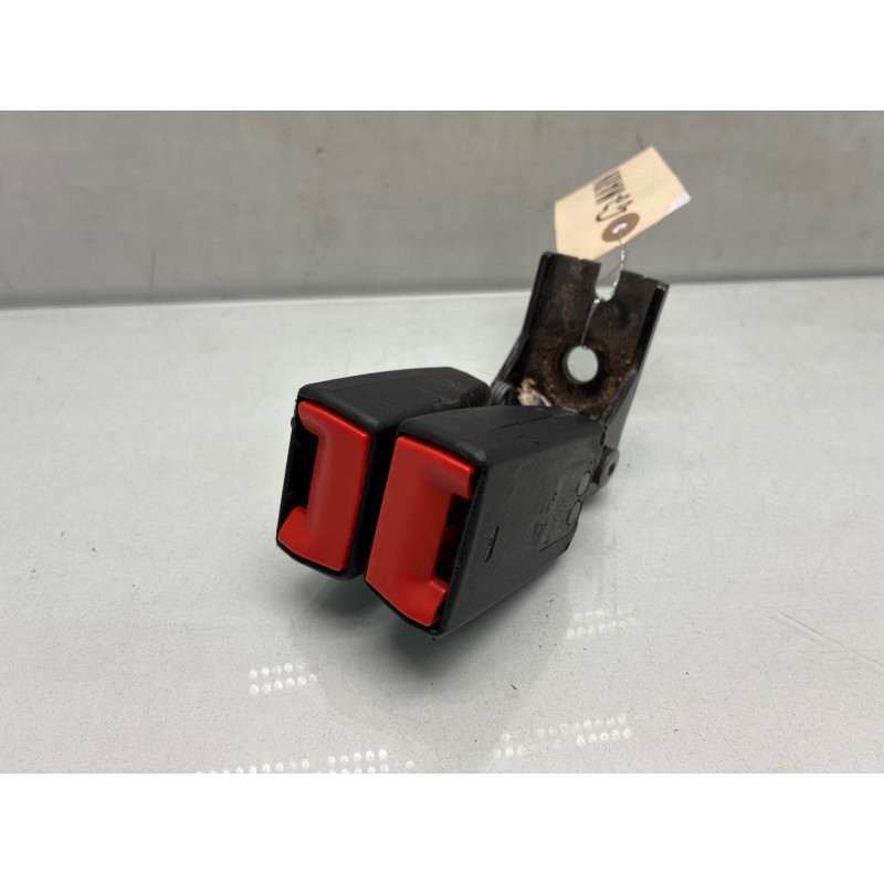 Attache ceinture arriere droit FORD FIESTA 6 Photo n°2