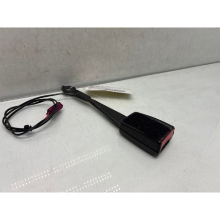 Attache ceinture avant droit FORD FIESTA 6
