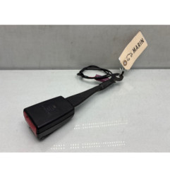 Attache ceinture avant droit FORD FIESTA 6