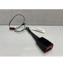 Attache ceinture avant gauche FORD FIESTA 6