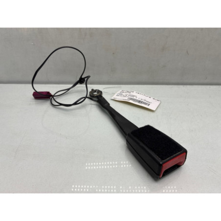 Attache ceinture avant gauche FORD FIESTA 6