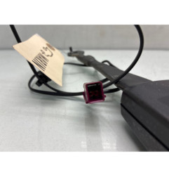 Attache ceinture avant gauche FORD FIESTA 6