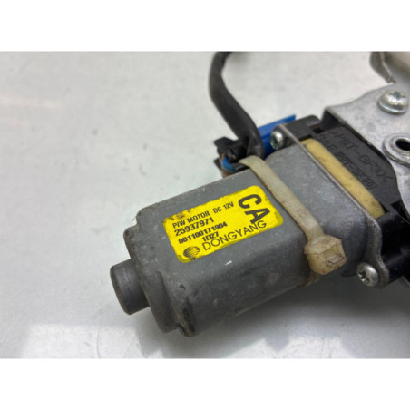 Leve vitre electrique arriere gauche CHEVROLET CAPTIVA Photo n°1