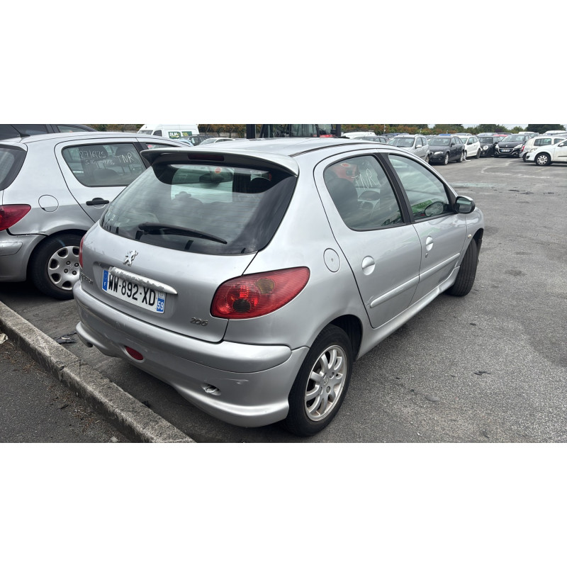 Alternateur PEUGEOT 206 Photo n°8