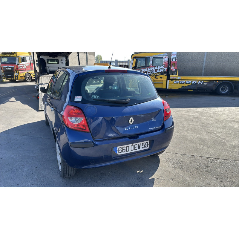 Moteur RENAULT CLIO 3 Photo n°8