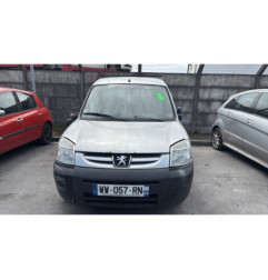 Feu arriere stop central PEUGEOT PARTNER 1