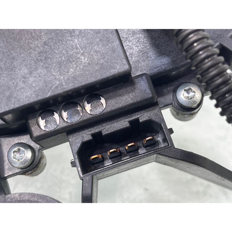 Moteur essuie glace arriere SKODA FABIA 2 Photo n°4