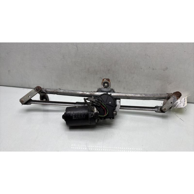 Moteur essuie glace avant VOLKSWAGEN GOLF 4 Photo n°4