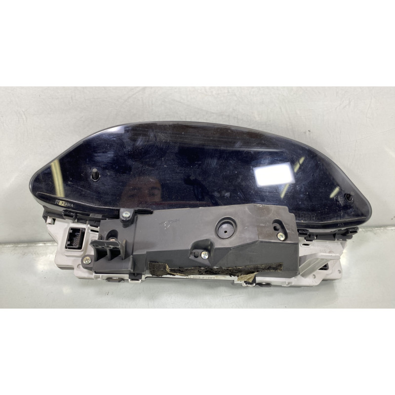 Compteur TOYOTA YARIS 2 Photo n°1