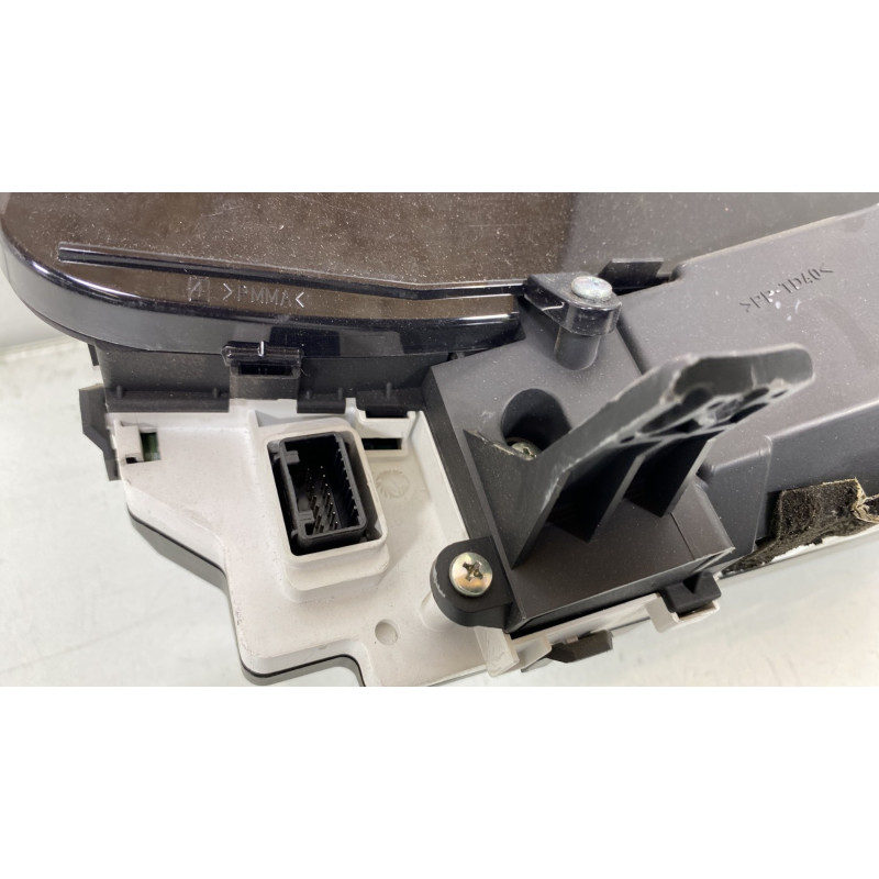 Compteur TOYOTA YARIS 2 Photo n°5