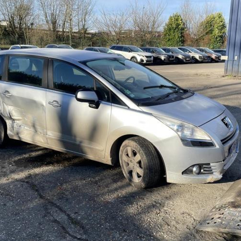 Moteur essuie glace avant droit PEUGEOT 5008 1 Photo n°5
