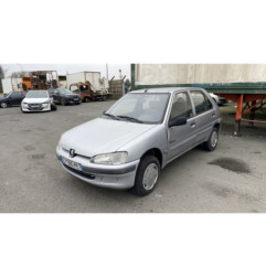 Retroviseur gauche PEUGEOT 106