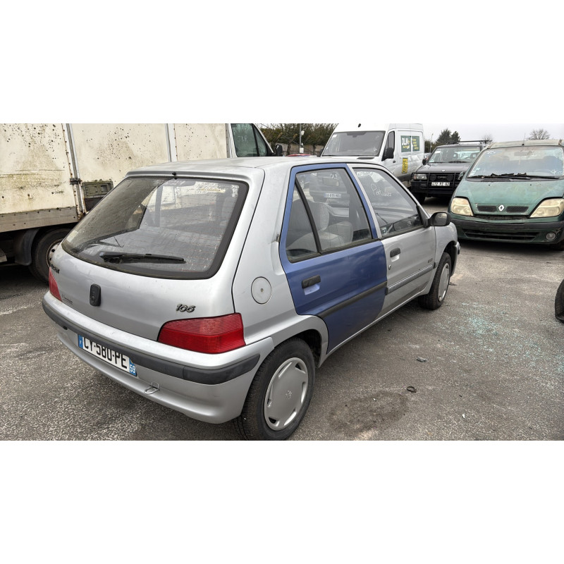 Retroviseur gauche PEUGEOT 106 Photo n°18