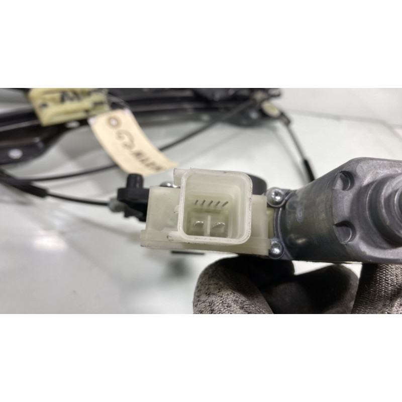 Leve vitre electrique avant droit OPEL ASTRA K Photo n°7