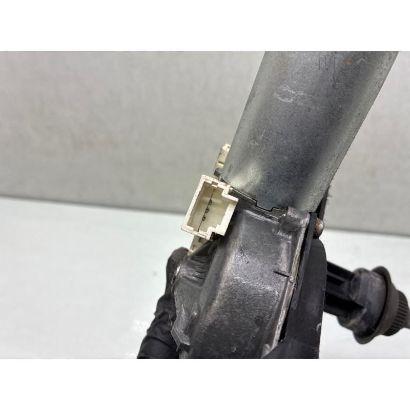 Moteur essuie glace arriere PEUGEOT 106 Photo n°2
