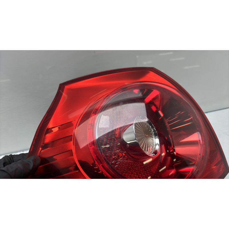 Feu arriere principal gauche (feux) VOLKSWAGEN GOLF 5 Photo n°4