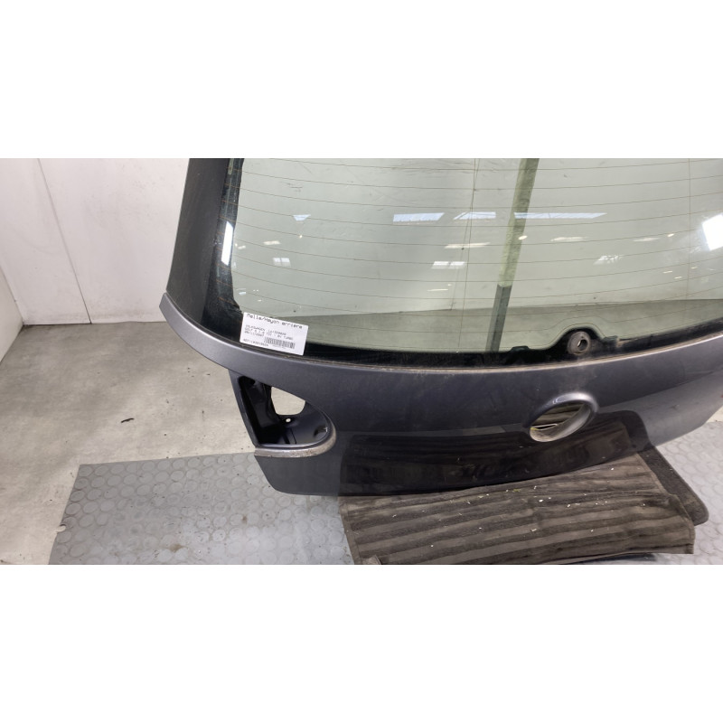 Malle/Hayon arriere VOLKSWAGEN GOLF 5 Photo n°5