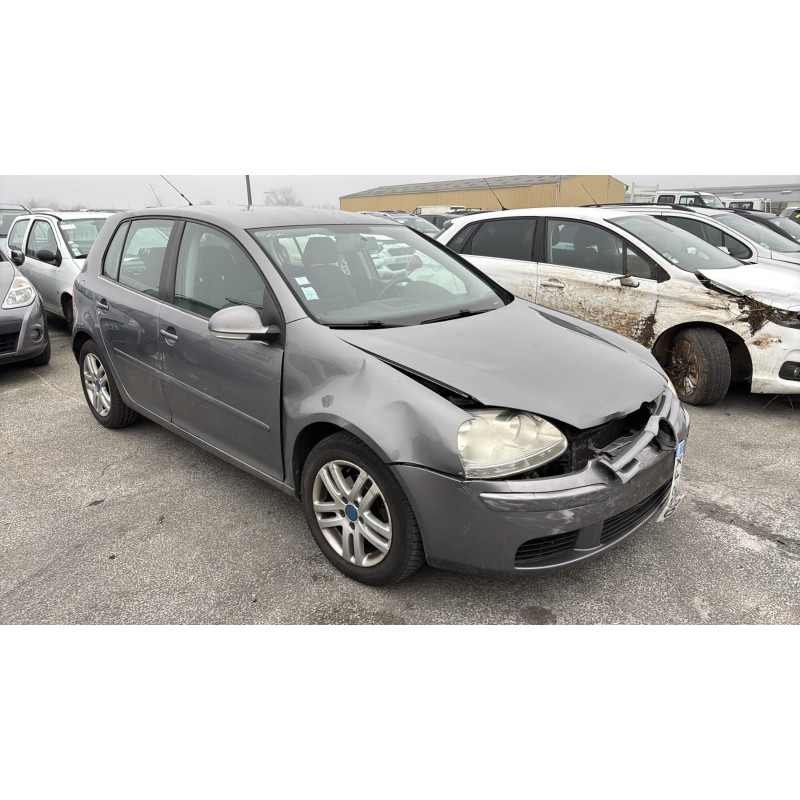 Malle/Hayon arriere VOLKSWAGEN GOLF 5 Photo n°12