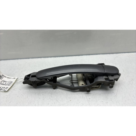 Poignee porte avant droit VOLKSWAGEN GOLF 5 Photo n°1