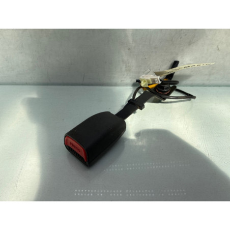 Attache ceinture avant gauche CHEVROLET SPARK Photo n°1