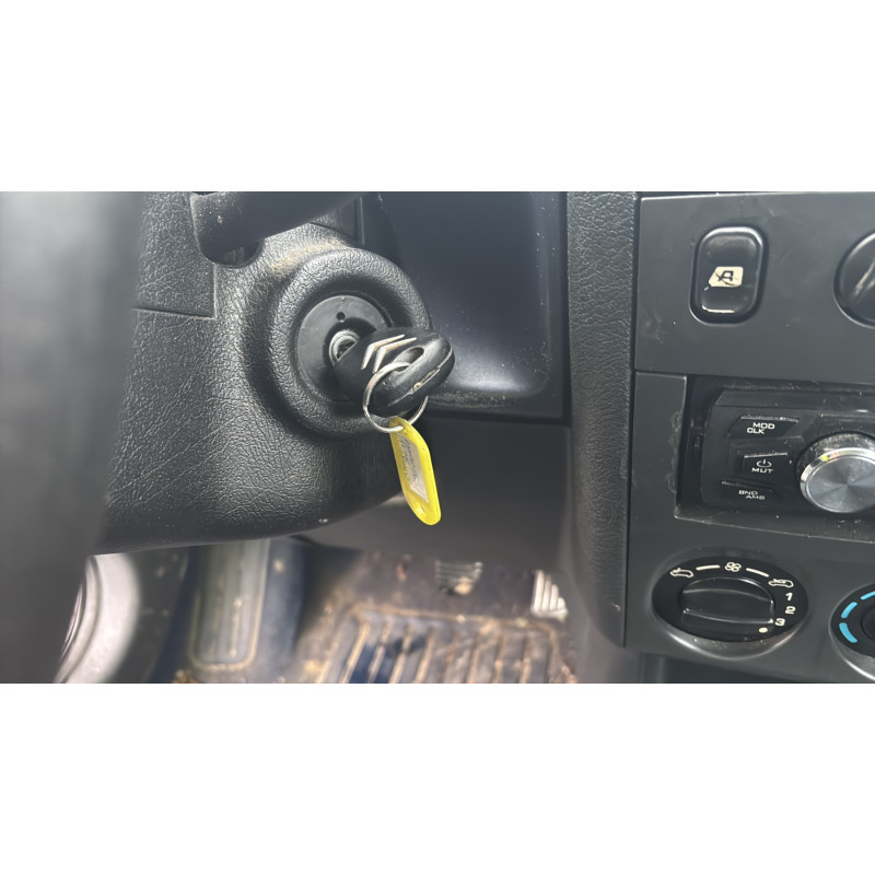 Bouton de coffre CITROEN BERLINGO 1 Photo n°18