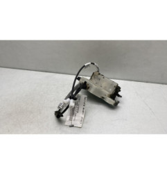 Serrure avant droit PEUGEOT 208 1