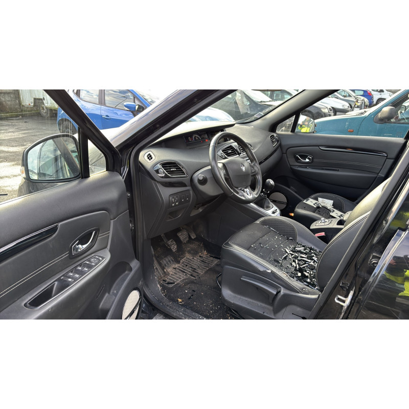 Compresseur clim RENAULT SCENIC 3 Photo n°13
