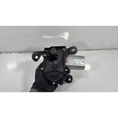 Moteur essuie glace arriere OPEL AGILA A