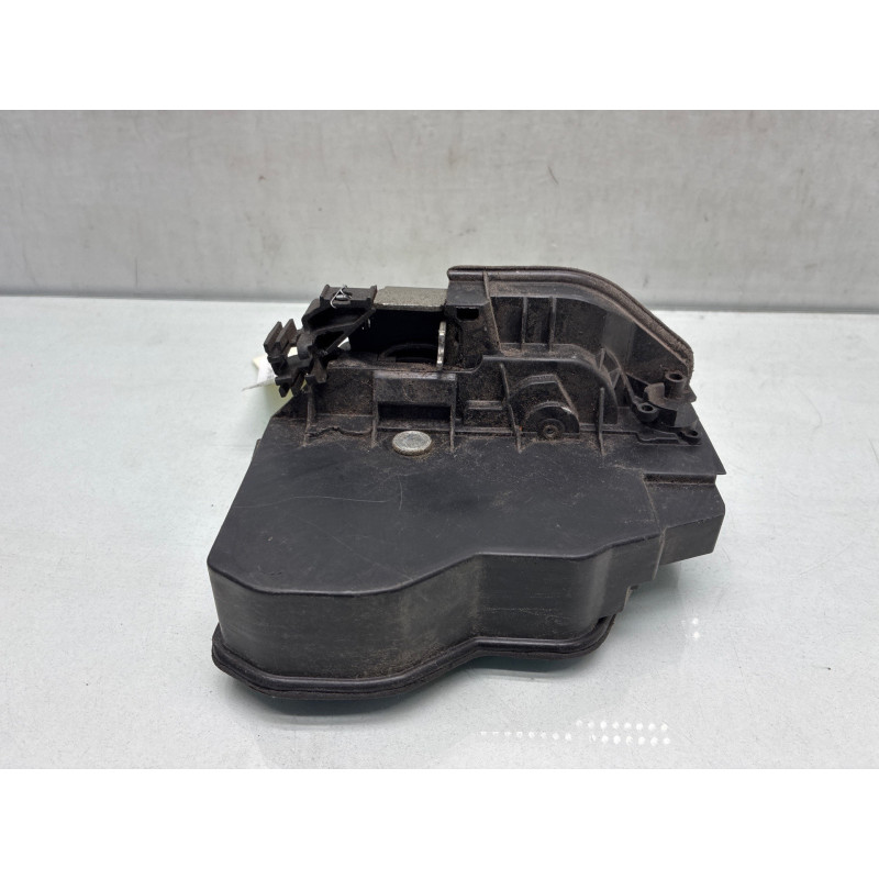 Serrure arriere droit BMW X3 E83 Photo n°1