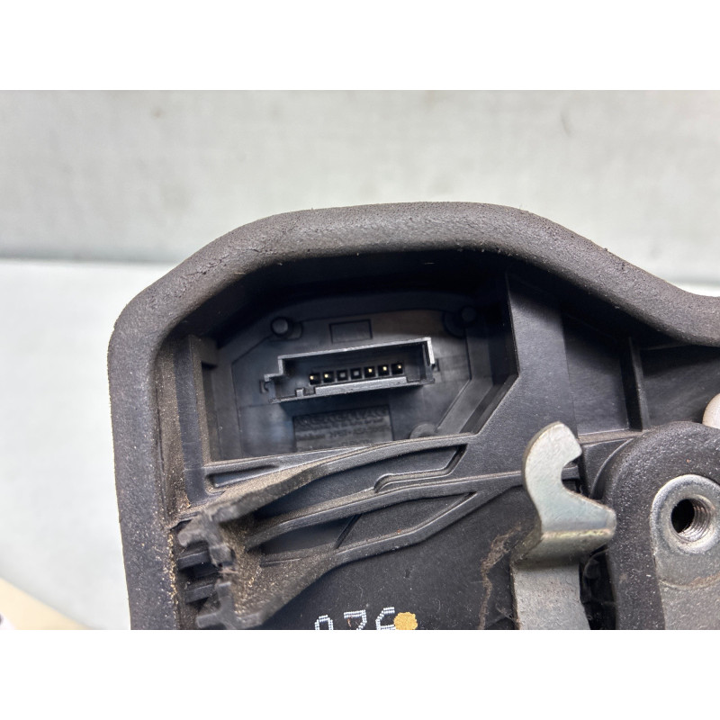 Serrure arriere droit BMW X3 E83 Photo n°2