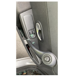 Amortisseur avant droit RENAULT CLIO 3