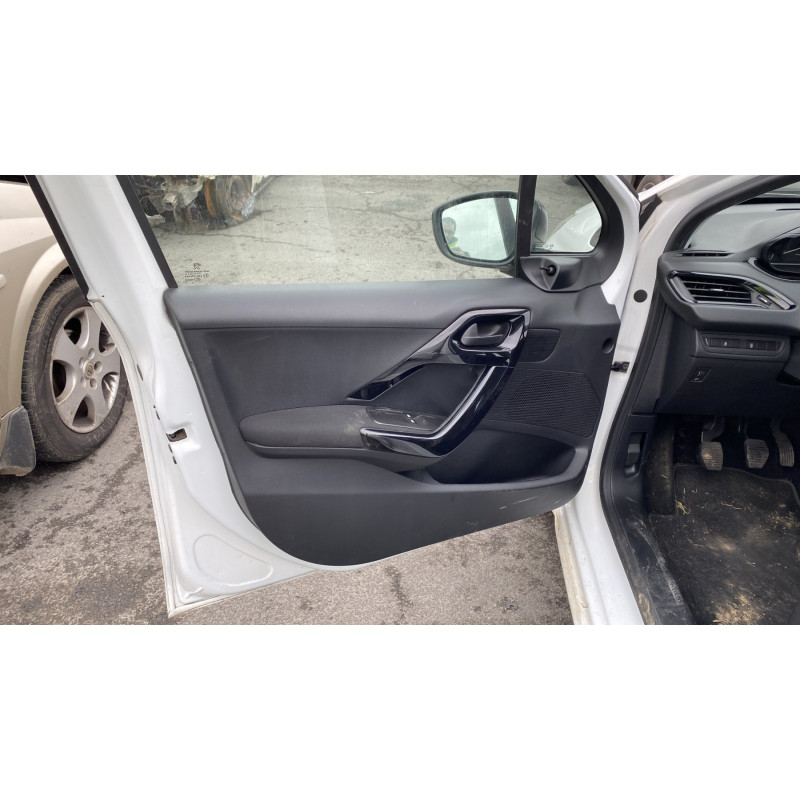 Interrupteur de leve vitre avant gauche PEUGEOT 208 1 Photo n°14