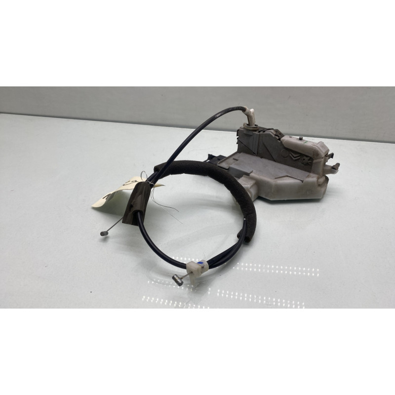Serrure arriere droit PEUGEOT 5008 1 Photo n°3