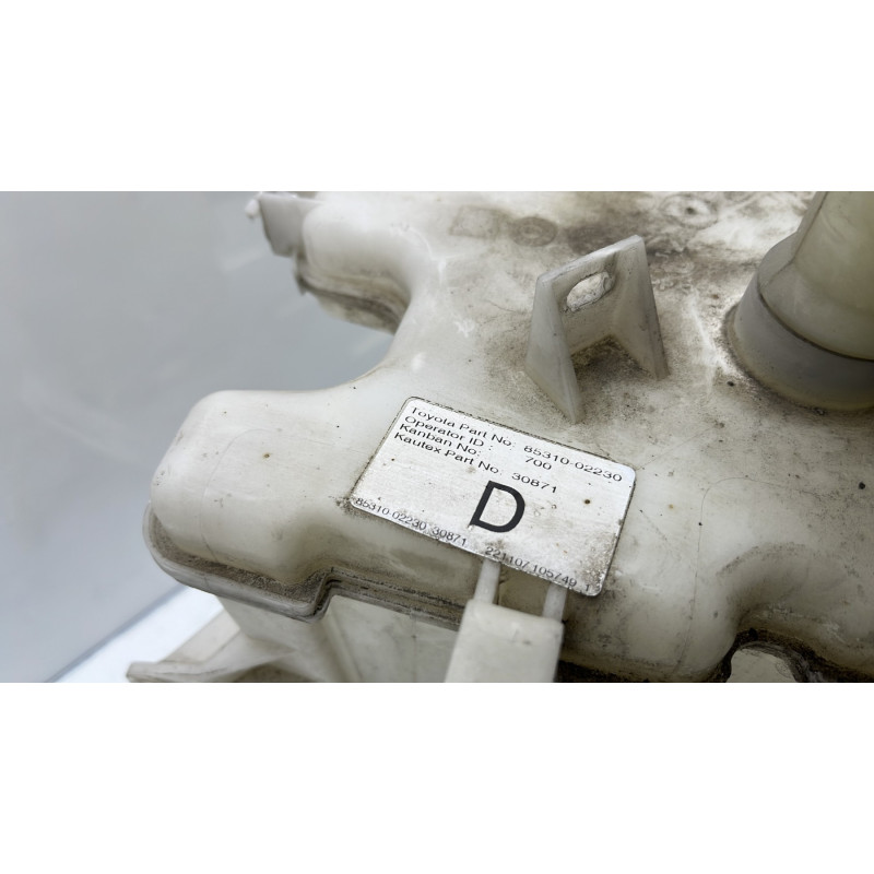 Vase de lave glace TOYOTA AURIS 1 Photo n°8