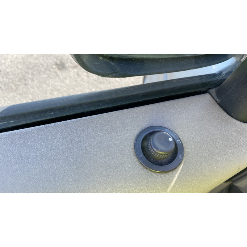 Leve vitre electrique arriere gauche RENAULT SCENIC 2 Photo n°9