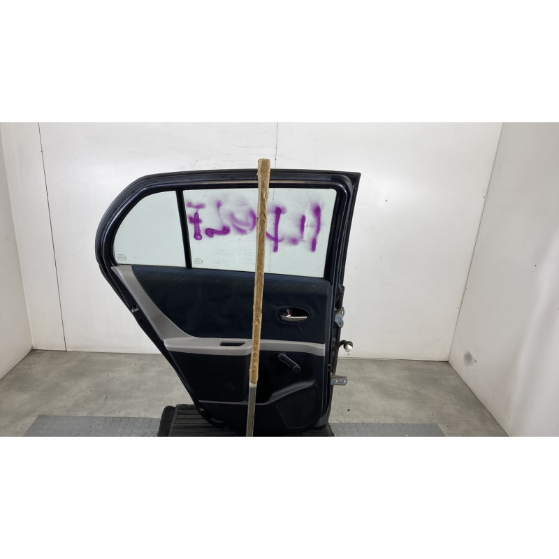 Porte arriere gauche TOYOTA YARIS 2 Photo n°9