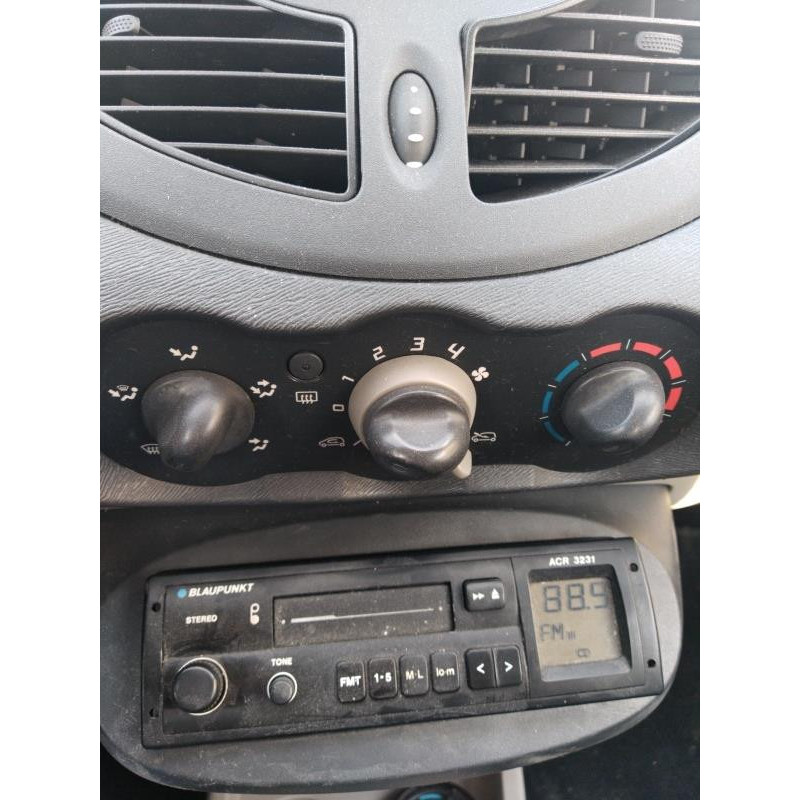 Poignee interieur avant gauche RENAULT TWINGO 2 Photo n°14