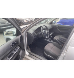 Etrier arriere droit (freinage) VOLKSWAGEN GOLF 4