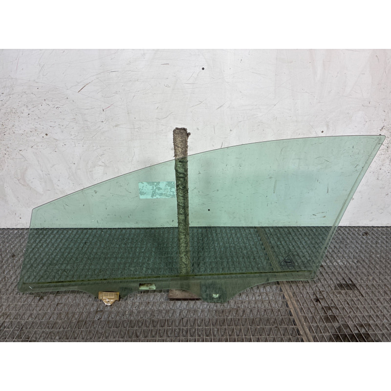 Vitre avant droit KIA CEE-D 2 SPORT WAGON Photo n°2