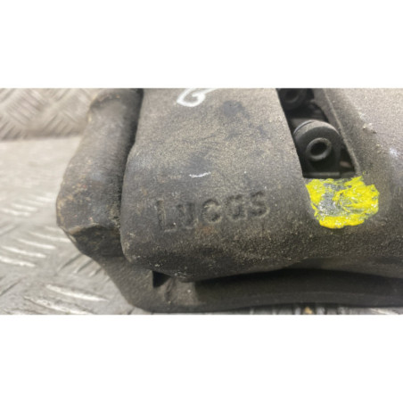 Etrier avant gauche (freinage) RENAULT CLIO 2
