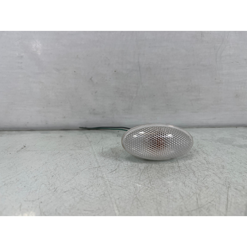 Repetiteur clignotant avant gauche (Feux) SUZUKI JIMNY 1 Photo n°1