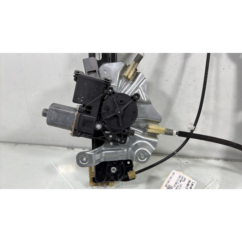 Leve vitre electrique avant gauche OPEL ASTRA J Photo n°2