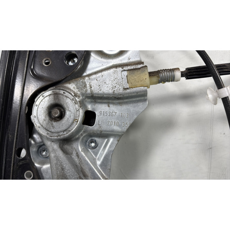 Leve vitre electrique avant gauche OPEL ASTRA J Photo n°9